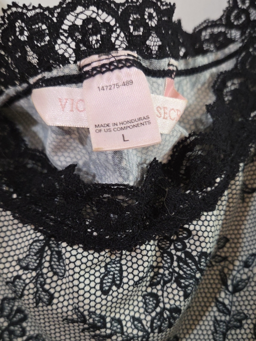 Victoria's Secret Black and Cream Floral Lace-Trim Cami & Pants Set - Picture 3 of 4